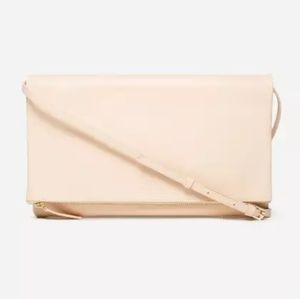 Everlane Foldover Crossbody in Natural color